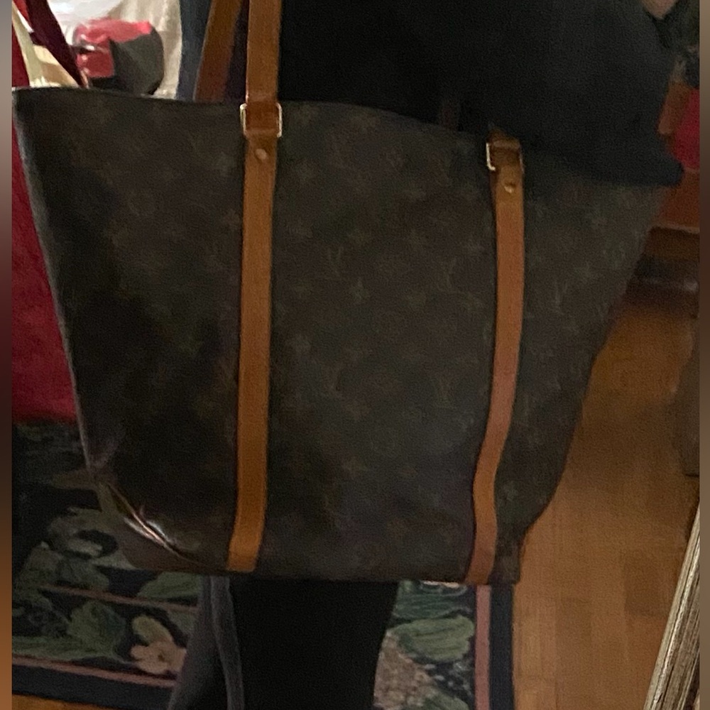 Louis Vuitton Monogram Shoulder Bag - Picture 13 of 13